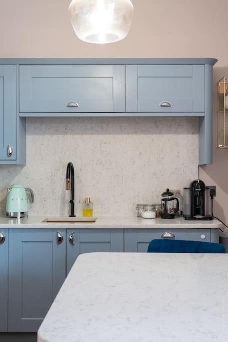 Stylish Beachfront Bolthole With Stunning Sea Views And Luxury Touches Herne Bay Exterior foto
